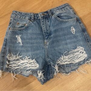 TopShop Moto Mom Denim Distressed Shorts Size 4